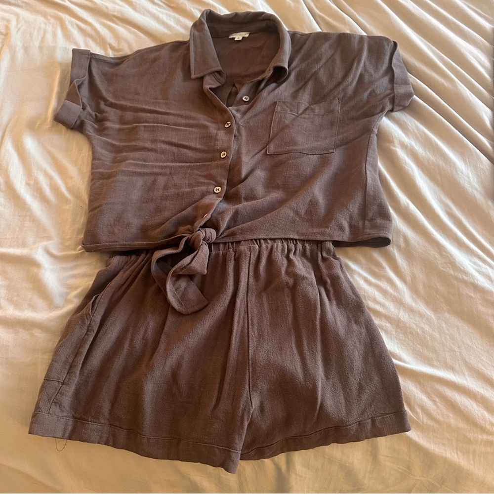 Women’s Short Sleeve Tie-Front Top and Shorts Set - Brown